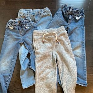 Lot of 3 jeans and 1 sweatpants all size 5 from Gap